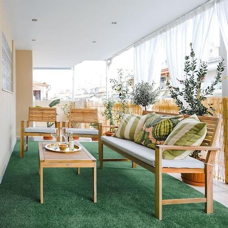 Flowery Penthouse In City Centre Of テッサロニキ エクステリア 写真