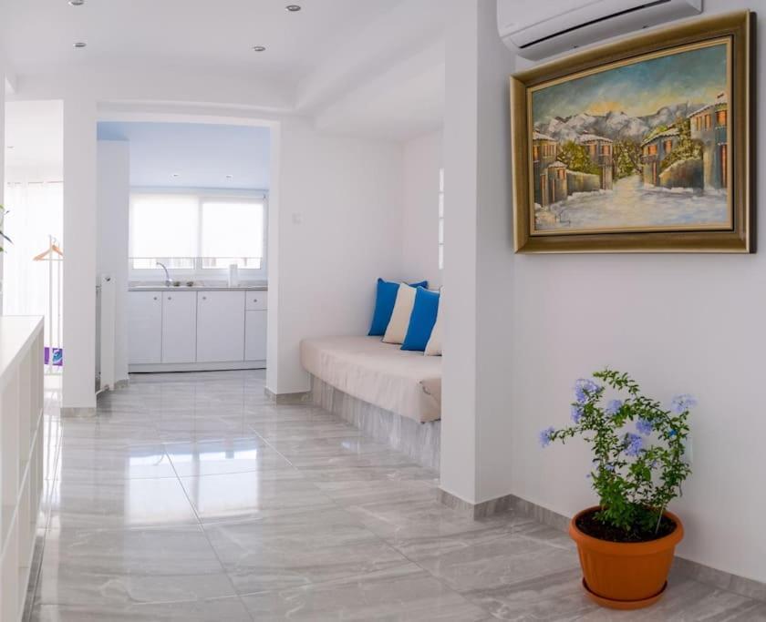 Flowery Penthouse In City Centre Of テッサロニキ エクステリア 写真