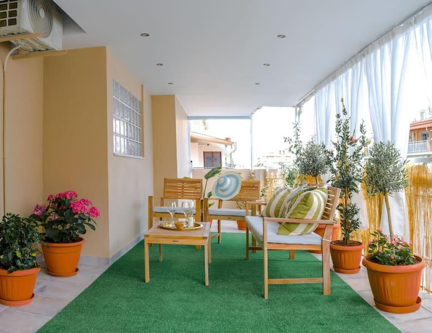 Flowery Penthouse In City Centre Of テッサロニキ エクステリア 写真